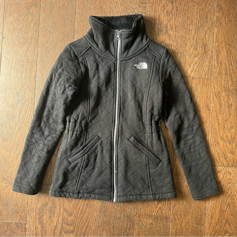 The North Face Caroluna quilted jacket size M girls (10/12)